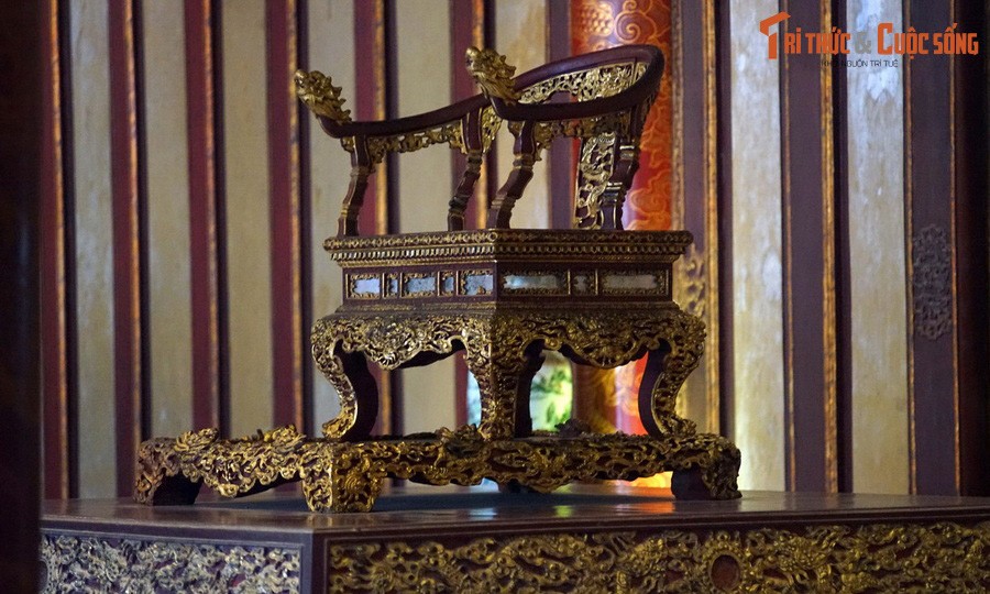 Gallery - Cận cảnh Ngai Vua Triều Nguyễn Trước Khi Bị Phá | Báo Tri thức và Cuộc sống - TIN TỨC PHỔ BIẾN KIẾN THỨC 24H
