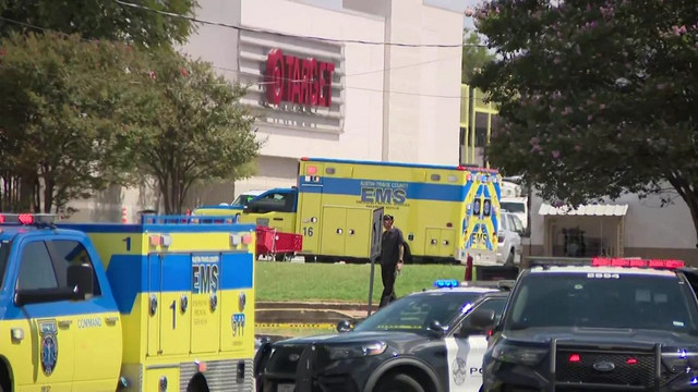 Vụ xả súng xảy ra bên ngoài cửa hàng Target ở phía bắc Austin, bang Texas. Ảnh: CBS News. xasung.png