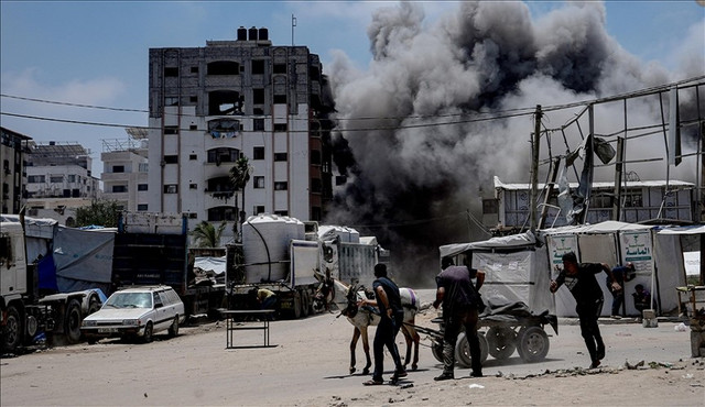 Israel đã tiến hành nhiều cuộc không kích nhằm vào Dải Gaza. Ảnh: AA. gaza1.png