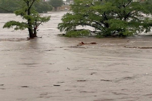 Thảm họa lũ quét ở Texas đã khiến hàng trăm người thiệt mạng, mất tích. Ảnh: NOA. lulut1.png