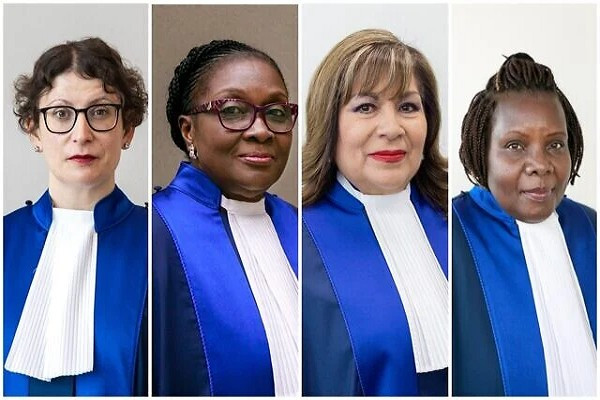 Từ trái sang: Các Thẩm phán Tòa án Hình sự Quốc tế Beti Hohler, Reine Alapini-Gansou, Luz del Carmen Ibanez Carranza và Solomy Balungi Bossa. Ảnh: ICC. thamphan.png