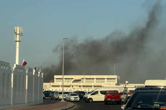 Khói bốc lên ở Doha, Qatar, sau cuộc tấn công của Israel. Ảnh: Abc.net.au. qatar.jpg