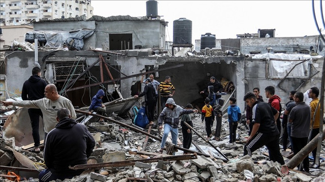 Israel tiếp tục tấn công Gaza khiến nhiều người thương vong. Ảnh: AA. ga3.png