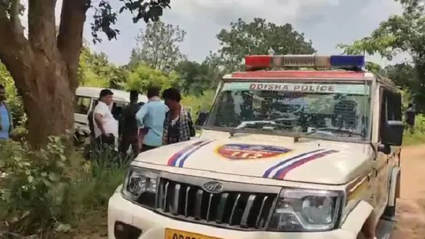 Cảnh sát đã mở cuộc điều tra vụ án mạng xảy ra tại làng Nuagaon, Berhampur, Odisha, Ấn Độ. Ảnh: NDTV. canhsat.png