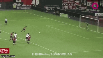 Không chỉ ghi bàn ở những tình huống bóng sống, Công Vinh còn thể hiện bản lĩnh, sự lạnh lùng trên chấm sút phạt, điển hình như bàn thắng mà CV9 lập công cho CLB Consadole Sapporo tại cúp Hoàng đế Nhật Bản.