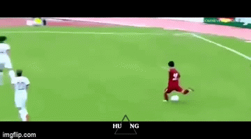 Trận đấu cuối cùng trong màu áo ĐTQG của Lê Công Vinh là trận gặp đội tuyển Indonesia ở trận bán kết lượt về AFF Cup 2016 vào ngày 7 tháng 12 năm 2016. Đây là cuộc đọ sức mà ĐT Việt Nam hòa đối thủ 2-2 trong suốt 120 phút thi đấu chính thức. Tuy nhiên lần thứ hai liên tiếp phải dừng bước ở bán kết sau khi để thua chung cuộc với tổng tỉ số 3-4 sau lượt trận (lượt đi Việt Nam thua Indonesia 1-2).