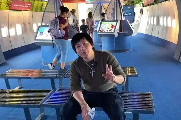 Khoa Pug phát tướng sau khi chi tiền tỷ kéo chân