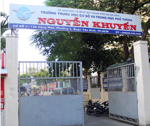 Những ngày vừa qua, dân mạng vô cùng xôn xao với vụ nam sinh lớp 10 tự tử tại trường THPT Nguyễn Khuyến (quận Tân Bình, TP HCM). Đặc biệt, sau khi lá thư tuyệt mệnh của nam học sinh trên được công bố thì mọi người mới biết rằng nguyên nhân chính dẫn đến hành động dại dột này đó chính là áp lực học hành, một vấn đề không còn mới nhưng chưa tìm được cách giải quyết không chỉ ở Việt Nam mà còn rất nhiều đất nước lớn trên thế giới.