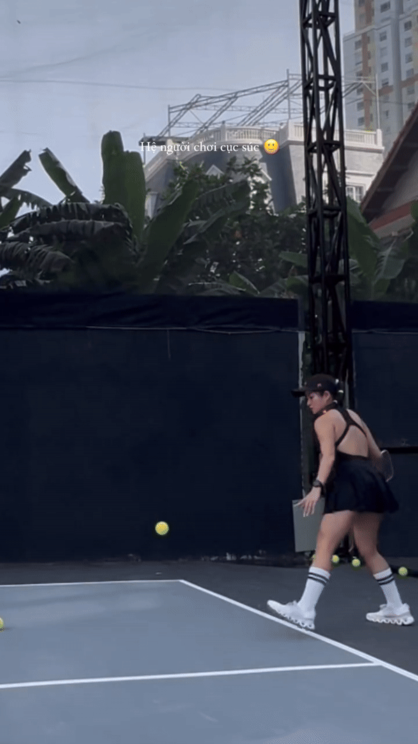 Tuy nhiên, như sợ vướng vào “tầm ngắm” của dân mạng, Thủy Top cũng nhanh chóng bày tỏ lý do đến với pickleball.