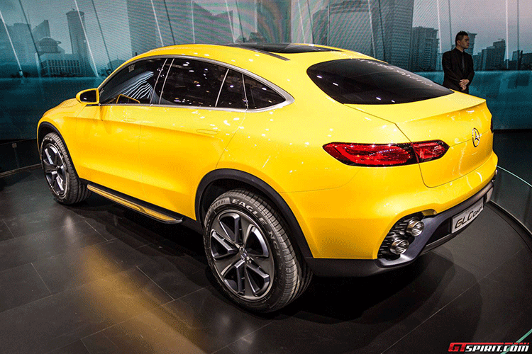 Theo giới chuyên môn, 90% Mercedes-Benz sẽ đưa GLC Coupe vào sản xuất trong tương lai không xa, thậm chí là cuối năm nay, chúng ta sẽ thấy nó tại Los Angeles Auto Show 2015.