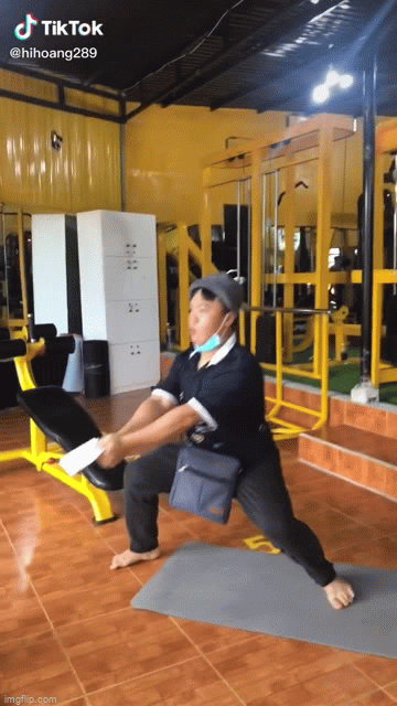 Dù chỉ mới tham gia TikTok từ giữa tháng 7 nhưng Huy Hoàng đã sở hữu kênh cá nhân với hơn 153.000 người theo dõi.