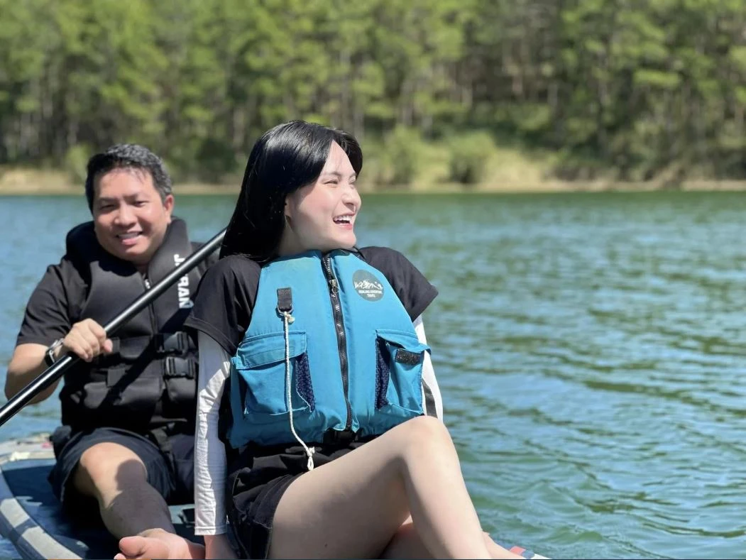 Đoàn Di Băng khiến fan trầm trồ khi khoe cơ ngơi như trời Tây