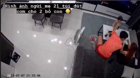 Vợ cầu thủ Vũ Tiến Long tung camera ghi cảnh tượng "khó đỡ"