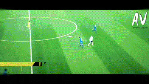Năm 2012, Jone Samuelsen của CLB ODD đã có pha đánh đầu giữa sân làm tung lưới của đối thủ.