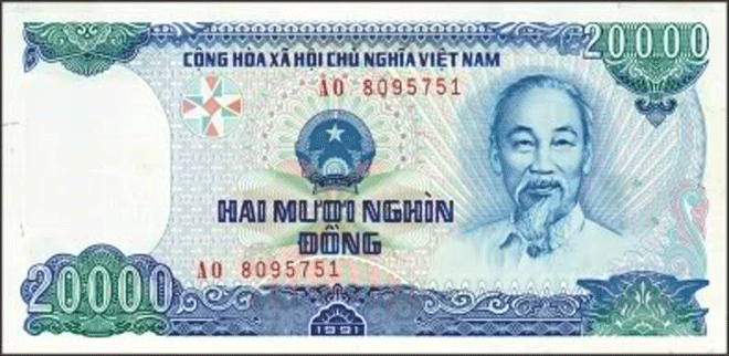 Tiền giấy cotton 20.000 được Ngân hàng Nhà Nước Việt Nam phát hành năm 1991. Sau đúng 20 năm lưu hành, tờ 20.000 đồng giấy đã được thông báo ngừng lưu thông để nhường chỗ cho tờ 20.000 polymer như hiện nay.
