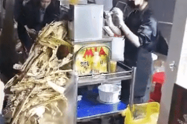 Và quả thật, điều đó đã được chứng minh sau khi xe nước mía của cô gái người Việt gây sốt thời gian gần đây.