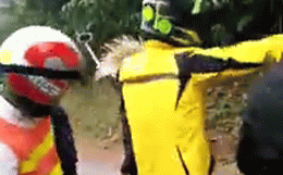 Thời gian gần đây, hình ảnh của các phượt thủ đang bị xấu đi rất nhiều trong mắt dư luận bởi hàng loạt những hành động phản cảm. Còn nhớ vài ngày trước, dân mạng đã vô cùng bực bội khi chứng kiến hình ảnh một nhóm phượt trải đồ nằm ngay giữa đường lớn.