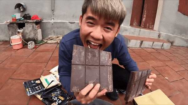 Con trai ba Tan Vlog bi 