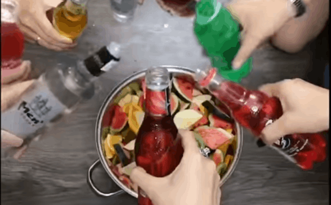Tuy nhiên, nhiều người cũng đưa ra cảnh báo với loại đồ uống này rằng không nên sử dụng nhiều và nếu pha không cẩn thận sẽ dẫn tới việc ngộ độc.