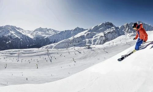 Khám phá những địa điểm trượt tuyết hot nhất 2016