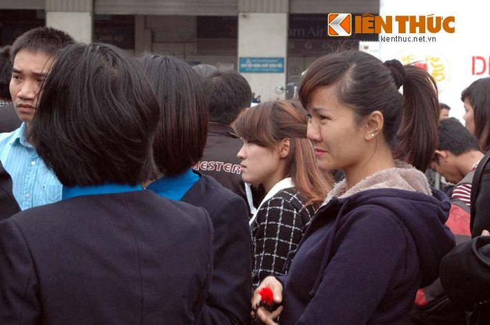 Ngoài ra, còn nhiều bạn bè chị Minh cũng đi cùng.