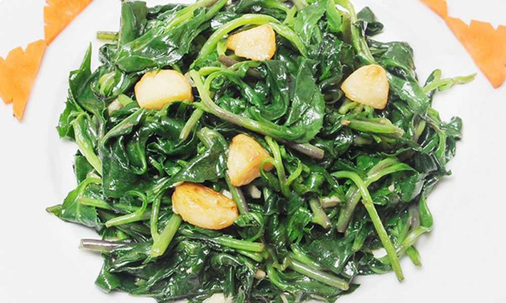 Lỗ bình là một loại rau rất dễ trồng, chỉ cần đủ ẩm là tăng trưởng nhanh gọn, không phải phun bất kỳ thuốc gì vì chúng ít có sâu bệnh hại.