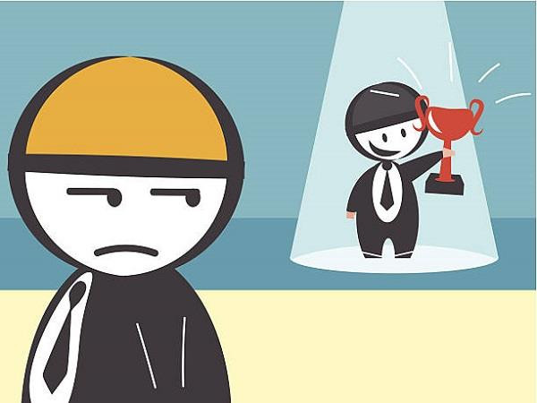 Những người hay ghen ăn tức ở. Ganh tị là tội ác lớn nhất trong bản chất con người. Đây là một tâm trạng bệnh hoạn khiến bạn luôn không nhìn thấy điều tốt đẹp ở người khác.