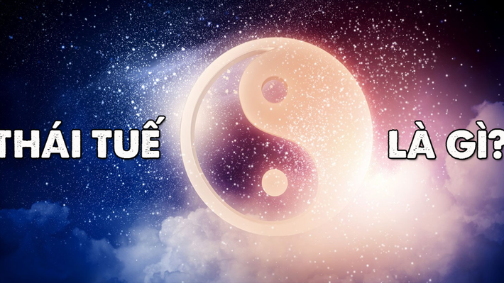 Cần phải hiểu cho chính xác rằng, Thái Tuế vốn không phải hung thần, mà chính là hộ thần có sức ảnh hưởng lớn nhất trông coi và khống chế cát – hung họa – phúc, vận trình lưu niên từng năm của 12 con giáp. Mỗi con giáp sẽ phải hứng chịu những biến động khác nhau từ trị niên Thái Tuế.