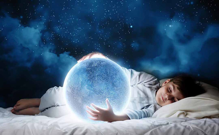 Khi ngủ, chúng ta thường mơ thấy những giấc mơ nhất định nhưng nhiều người không biết giấc mơ của mình báo hiệu điềm lành hay điềm xui. 6 giấc dưới đây thường báo hiệu điềm lành. Người mơ những giấc mơ này thường được dự đoán sẽ gặp may mắn trong cuộc sống.