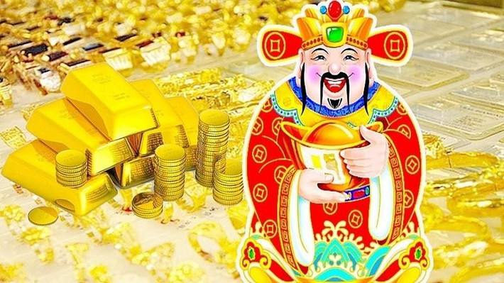 Thực Thần ghé thăm cho thấy có tài lộc, thế nhưng nếu lười biếng không nắm bắt cơ hội thì sẽ phải hối hận. Đây còn là điềm báo gặp may, có thể khi bạn gặp khó khăn trong tháng sẽ ngay lập tức có người giúp sức nhưng cũng đừng vì thế mà phụ thuộc vào họ. Bên cạnh đó, hãy học cách tiết kiệm.