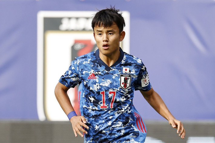 Takefusa Kubo (21 tuổi - Nhật Bản): Cầu thủ trẻ của Real Sociedad vừa được điền tên vào danh sách tập trung sơ bộ của tuyển Nhật Bản dự World Cup 2022. Với kinh nghiệm nhiều năm thi đấu tại La Liga cho Mallorca, Villarreal, Getafe và Sociedad, Kubo hứa hẹn trở thành gương mặt đáng kỳ vọng của đại diện châu Á ở Qatar.