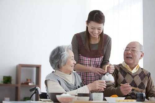 Có câu nói: “Trăm điều thiện chữ Hiếu đứng đầu”. Chữ hiếu là gốc của thiện lành. Làm tốt được chữ hiếu mọi điều khác cũng sẽ dần mà biến chuyển trở lên thiện lành, tốt đẹp theo.