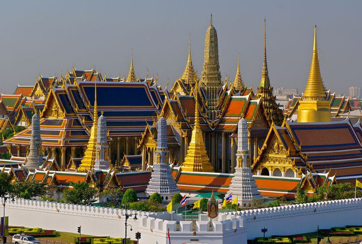 Đa số người dân Thái Lan theo đạo Phật. Quốc gia này hiện có khoảng 70 triệu dân, trong đó hơn 93% dân số theo đạo Phật.