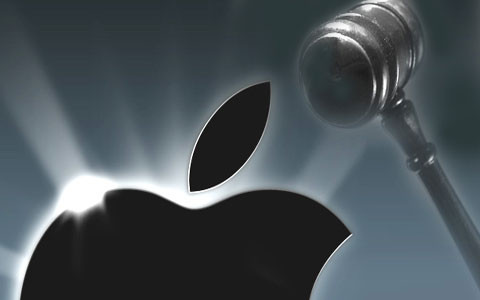 Apple là mục tiêu kiện tụng về bản quyền trong 5 năm qua. Một nghiên cứu mới đây của PatentFreedom cho thấy Apple đứng đầu danh sách các công ty là mục tiêu của các vụ kiện tụng có liên quan đến bản quyền trong vòng 5 năm qua.