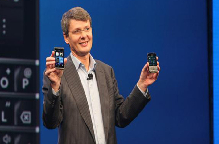 BlackBerry lại bị kiện. Những cổ đông của BlackBerry đang kiện công ty này do những tuyên bố lựa dối và khiến người khác nhầm tưởng về tình hình tài chính cũng như triển vọng của Blackberry 10.