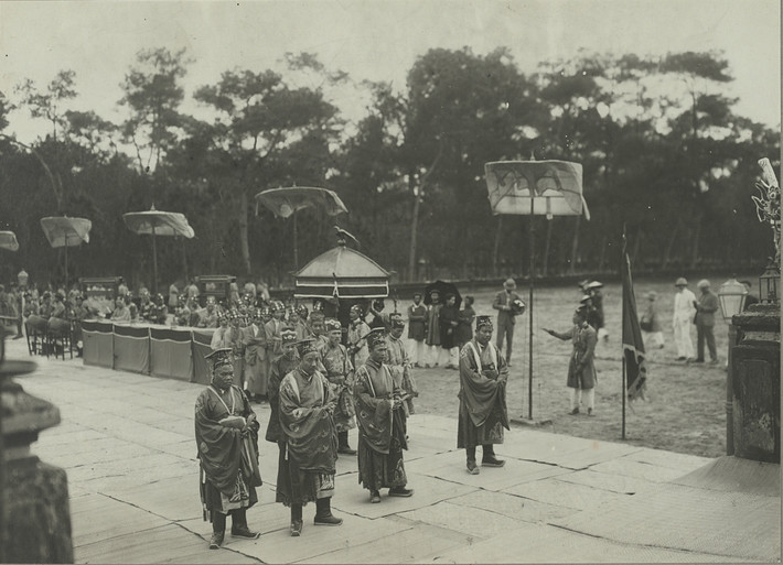Kể từ đó cho đến năm 1885, lễ tế Giao luôn được tổ chức đều đặn vào mỗi mùa xuân. Đây được xem là một trong những dịp lễ quan trọng nhất trong các nghi lễ cung đình, và được xếp vào hàng Đại tự dưới triều Nguyễn. Sau thất bại của cuộc tấn công Kinh thành Huế do Tôn Thất Thuyết lãnh đạo vào năm 1885, lễ tế Giao đã bị gián đoạn trong suốt 7 năm. Đến năm 1891, dưới thời vua Thành Thái, lễ tế Giao mới được tiếp tục cử hành nhưng theo thể thức ba năm một lần vào các năm tý, mão, ngọ, dậu.