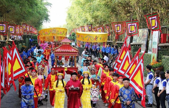 Tín ngưỡng thờ cúng Hùng Vương đã được Bộ VH-TT-DL ghi danh vào Danh mục di sản văn hóa phi vật thể quốc gia và được UNESCO công nhận là Di sản văn hóa phi vật thể đại diện của nhân loại vào ngày 6/12/2012. Đây chính là sự đề cao sự thống nhất trong đa dạng văn hóa của cộng đồng các dân tộc Việt Nam.