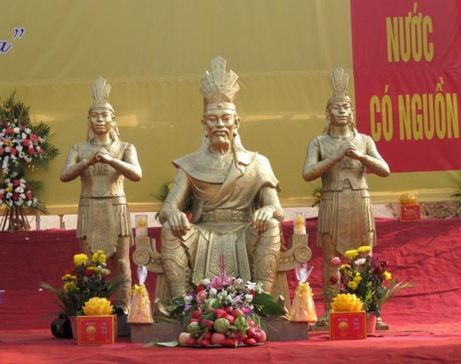 Theo sách Giải đáp mọi chuyện về khoa học xã hội, ngày Giỗ tổ Hùng Vương (Lễ hội Đền Hùng) không phải là ngày Giỗ cụ thể của một vị vua Hùng nào, đó là ngày quy ước, được chọn làm Giỗ quốc tổ Hùng Vương, tức 18 đời vua Hùng. Đây cũng được xem là ngày tưởng nhớ các Vua Hùng đã có công dựng nước.