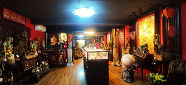 Đây là thế giới trầm hương của một đại gia xin phép được giấu danh tính tại quận Thanh Xuân - Hà Nội.