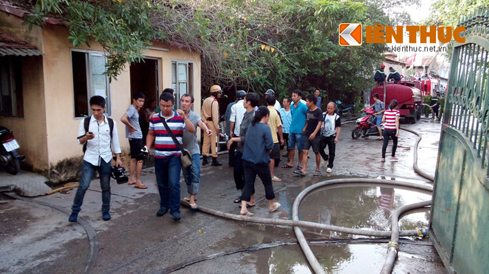 Hầu hết các phóng viên đều bị ngăn cản.