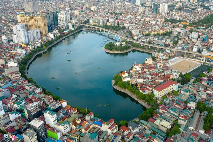 Theo Cổng thông tin thành phố Hà Nội, sau khi được mở rộng địa giới vào năm 2008, Thủ đô Hà Nội có diện tích lên tới hơn 3.344 km2, chính thức trở thành thành phố có diện tích tự nhiên lớn nhất Việt Nam. Xếp tiếp theo lần lượt là TP.HCM và thành phố Hải Phòng.