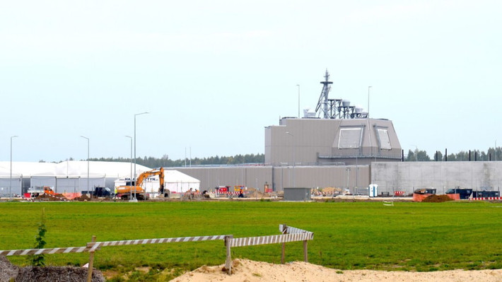 Rõ ràng là tại hội nghị thượng đỉnh NATO vừa qua, liên minh quân sự Bắc Đại Tây Dương đã đặt ra lộ trình cho một cuộc đối đầu quân sự quy mô lớn hơn nữa với Nga và diễn biến này khiến nhiều người cảm thấy lo ngại. Theo Reporter.