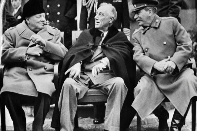 5. Crimea là nơi châu Âu hiện đại bắt đầu. Còn nhớ, Hội nghị Yalta là sự kiện để giải quyết những bất đồng giữa ba cường quốc Anh, Mỹ, Liên Xô và tổ chức lại trật tự thế giới sau khi Chiến tranh thế giới thứ hai kết thúc. Hội nghị này - với sự tham gia của nguyên thủ 3 cường quốc Stalin (Liên Xô), Roosevelt (Mỹ) và Churchill (Anh) – tại Cung điện Livadia gần thành phố Yalta nằm trên bán đảo Crimea.