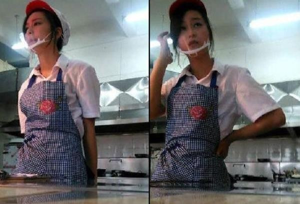 Hot girl cơm rang: Những bức ảnh này được chụp ở ĐH Dầu khí Tây Nam. Cô gái nhận được sự chú ý của dân mạng chính là nhân viên căng tin tại đây. Do có vẻ ngoài xinh đẹp và chủ yếu phục vụ món cơm rang nên cô được các chàng trai đặt cho tên gọi hot girl căng tin, hot girl cơm rang hay nữ nhân viên duyên dáng nhất Trung Quốc...