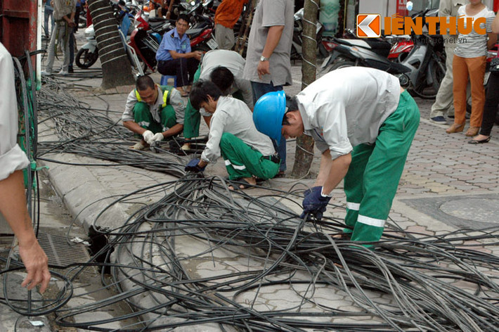 Rồi buộc những mớ "thòng lọng" này lại...