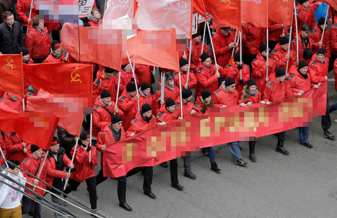 Tình hình căng thẳng ở khu tự trị Crimea đã lan tới thủ đô Moscow hôm 15/3 vừa rồi. Hàng nghìn người dân (cả ủng hộ và phản đối) cuộc trưng cầu dân ý ở Crimea đều đổ xuống đường tuần hành.