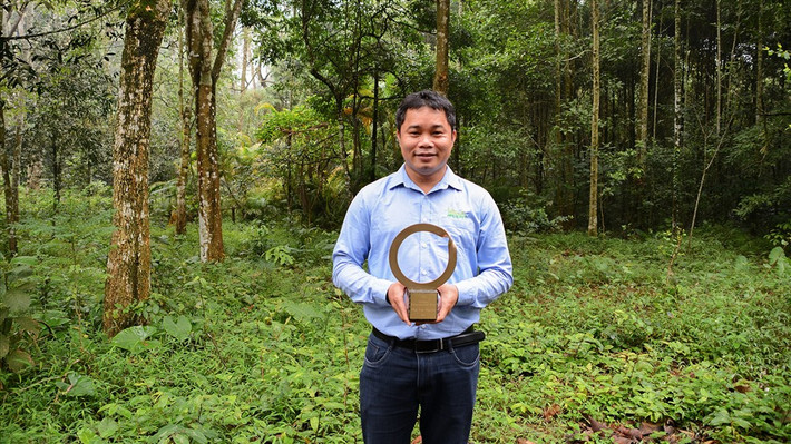 Anh Thái là nhà bảo tồn đầu tiên của Việt Nam thắng giải "Nobel Xanh". Toàn bộ số tiền nhận từ các giải thưởng quốc tế danh giá (200.000 USD), anh Thái hiến tặng tất cả cho công tác bảo tồn động vật hoang dã ở Việt Nam. Ảnh: SVW