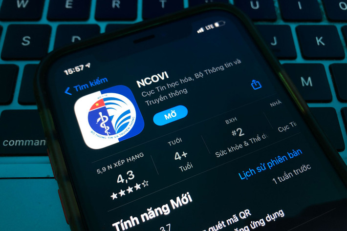 NCOVI là ứng dụng của Bộ Y tế và Bộ TT&TT để phục vụ khai báo y tế, cung cấp thông tin chính thống về dịch Covid-19 tại Việt Nam. Ở lần sử dụng đầu tiên, ứng dụng yêu cầu điền thông tin cá nhân cơ bản.