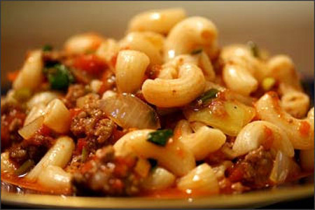 Nui xào bò.