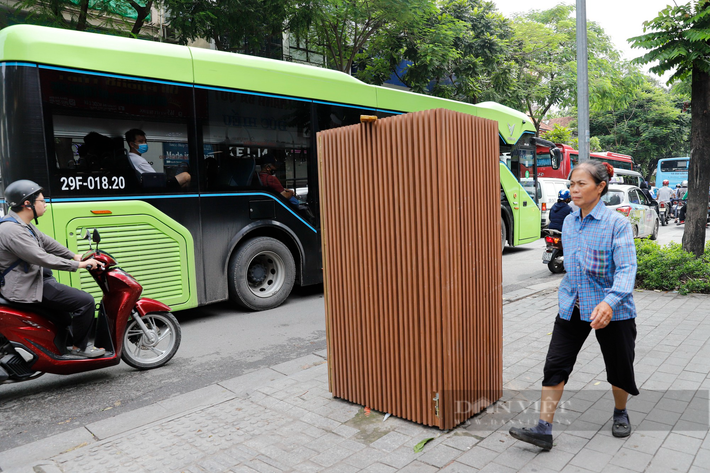 Việc bọc bốt điện được thực hiện trên tuyến đường kéo dài từ đầu nút Kim Mã - Nguyễn Thái Học đến nút giao Nguyễn Thái Học - Lê Duẩn.